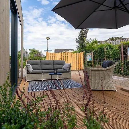 Branding 104 - Het Oude Nieuwland Not Intended For Company Or Work-related Ouddorp