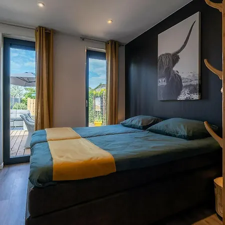 Branding 104 - Het Oude Nieuwland Not Intended For Company Or Work-related Ouddorp