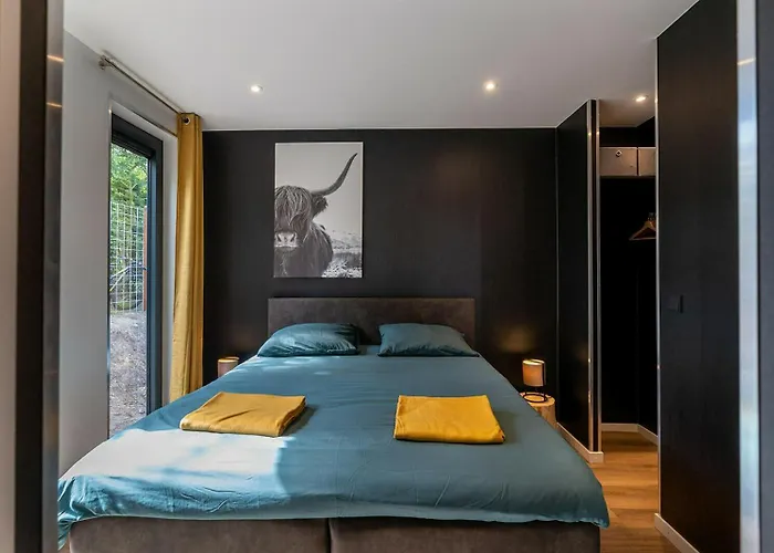 Branding 104 - Het Oude Nieuwland Not Intended For Company Or Work-related