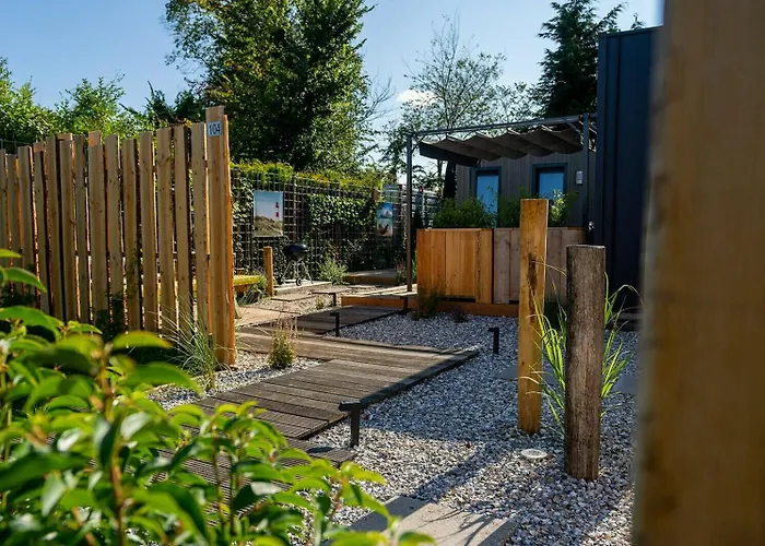 Branding 104 - Het Oude Nieuwland Not Intended For Company Or Work-related Ouddorp