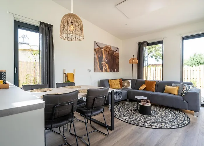 Branding 104 - Het Oude Nieuwland Not Intended For Company Or Work-related * אאודורפ